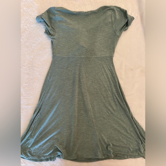 Free with bundle ☄️Olive Green Dress ☄️ 6$ closet clean out sale - Picture 2 of 2
